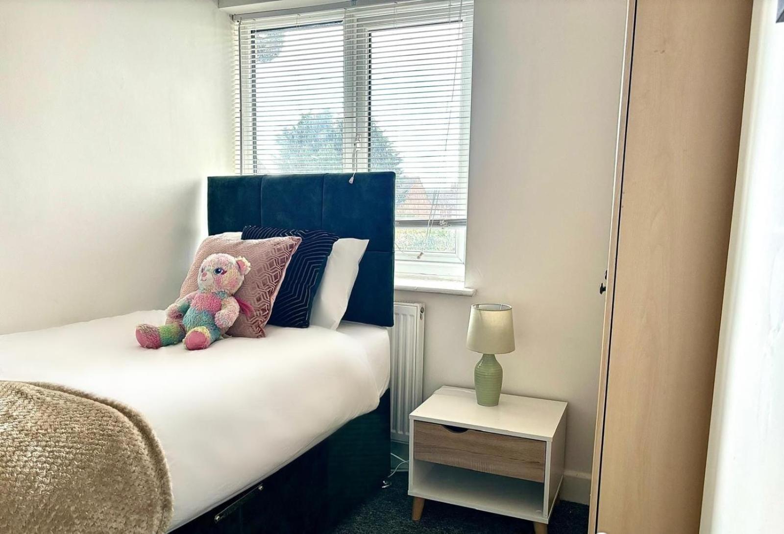 3-Bed Home From Home, Sleeps 6, Great For Contractors, Close To Gulliver'S Valley Theme Park, Free Parking, Hot Tub, Couple Retreat Sheffield Exterior foto
